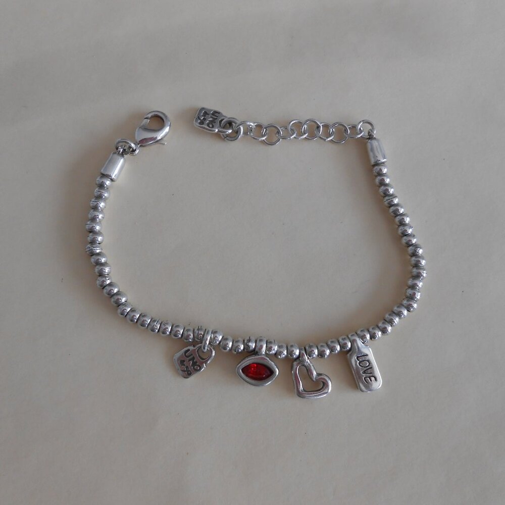 UNO de 50 Silver Charm Bracelet with Red Accent